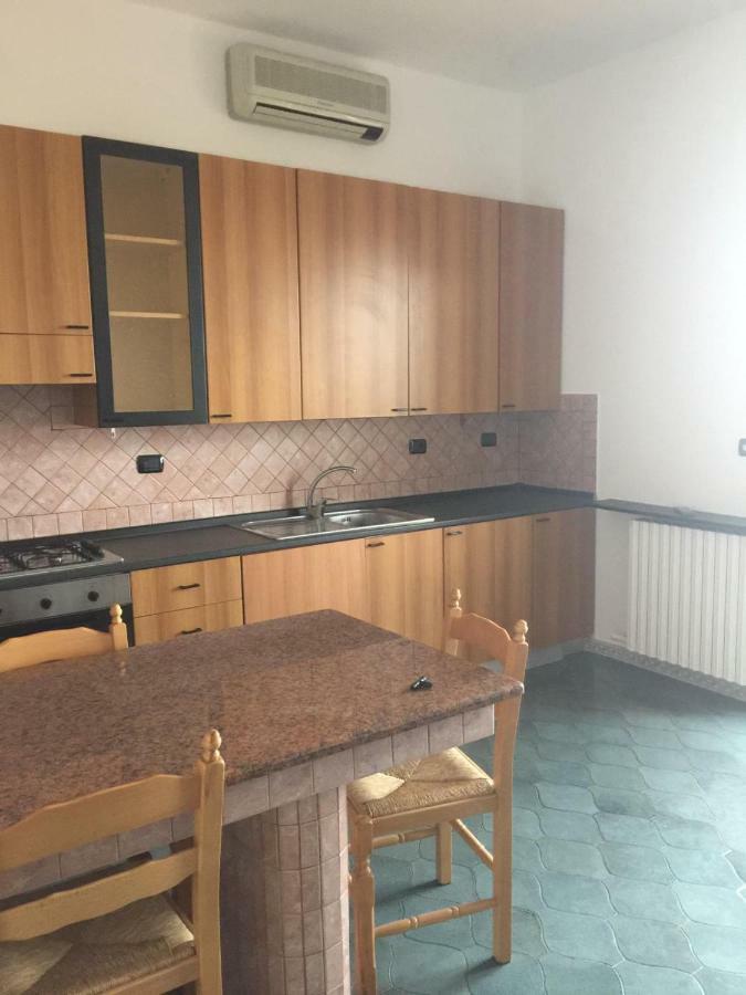 La Casa Blu Lägenhet Roccella Ionica Exteriör bild